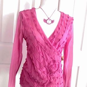 BARBIE PINK🎀/HUGGING KISSES💋 💗Valentine PINK Stretch Mesh Rosette Top